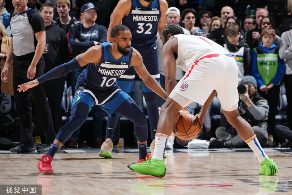 但背后的共 但背后的共