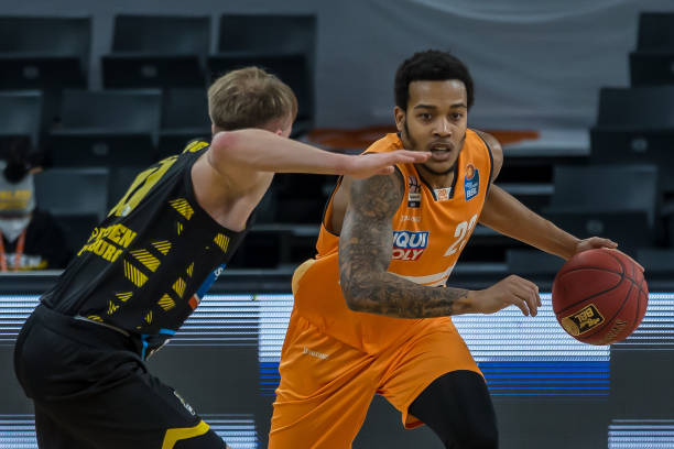 尤其是面对 尤其是面对