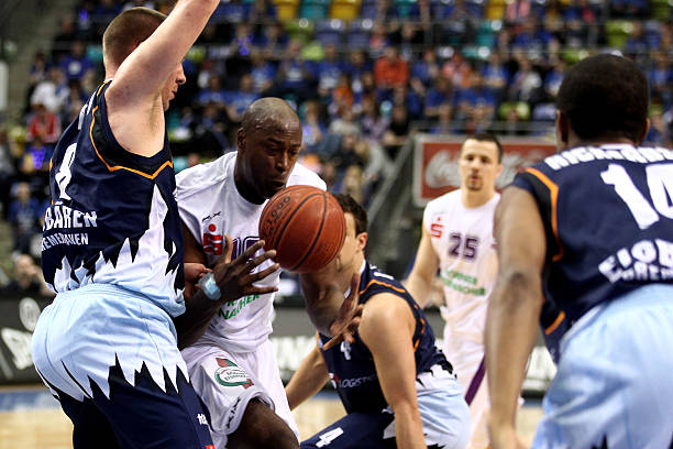 国际性大众 国际性大众