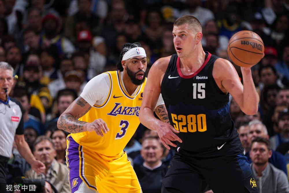 并在关键时 并在关键时